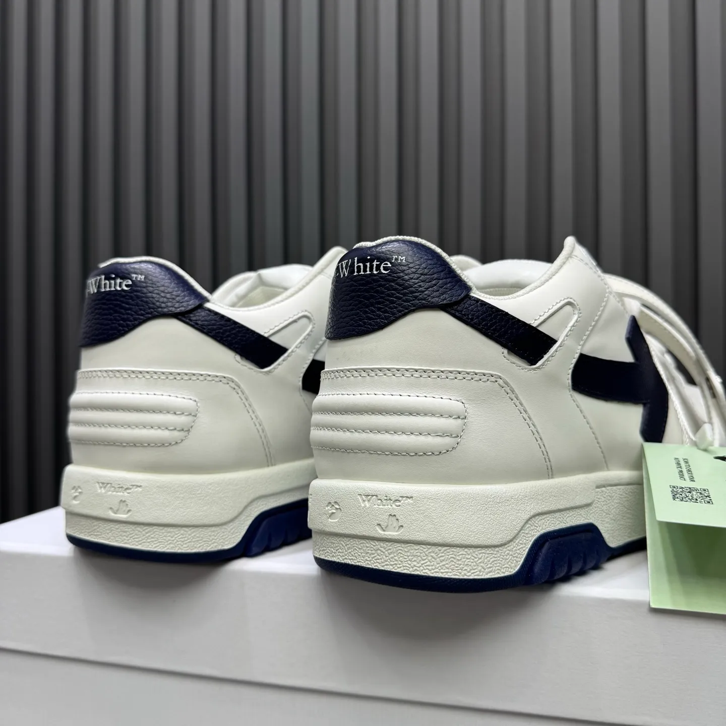 P620 OFF WHITE⚡️Couple model⚡️35-40 women’s model 39-46 men’s model